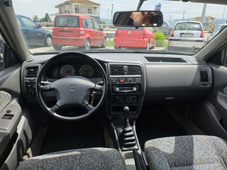 Nissan Almera 1999-thumb-8