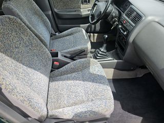 Nissan Almera 1999-thumb-10
