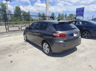 Peugeot 308 2017-thumb-5