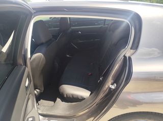 Peugeot 308 2017-thumb-13