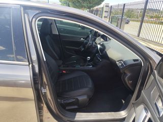 Peugeot 308 2017-thumb-15