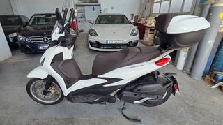 Piaggio Beverly 400 2022 BEVERLY 400 HPE-thumb-1