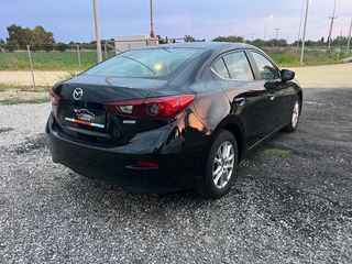Mazda 3 2017-thumb-8