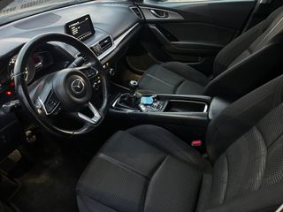 Mazda 3 2017-thumb-10
