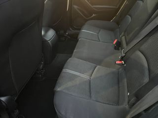 Mazda 3 2017-thumb-12