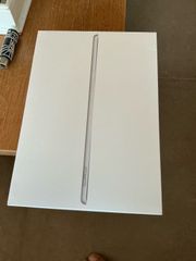 apple ipad-thumb-2