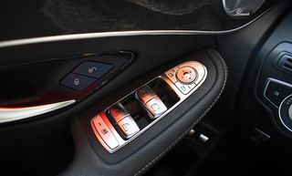 Mercedes-Benz GLC Coupe 2019 200-AMG PACKET-4 MATIC-BURMESTER SOUND-MILD HYBRID-thumb-33