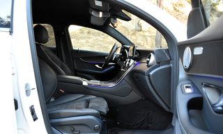 Mercedes-Benz GLC 200 2019 COUPE-AMG PACKET-4 MATIC-BURMESTER SOUND-MILD HYBRID-thumb-15