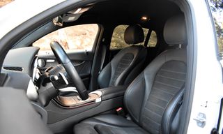 Mercedes-Benz GLC 200 2019 COUPE-AMG PACKET-4 MATIC-BURMESTER SOUND-MILD HYBRID-thumb-11