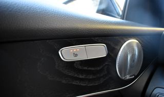 Mercedes-Benz GLC 200 2019 COUPE-AMG PACKET-4 MATIC-BURMESTER SOUND-MILD HYBRID-thumb-32