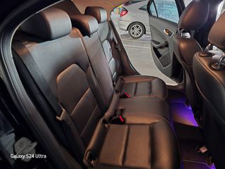 Mercedes-Benz A 180 2016 URBAN EURO 6-thumb-18