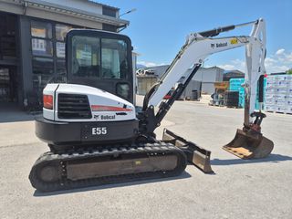 Mini Excavator Bobcat 2013 E55