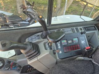 Εκσκαφάκι (διαβολάκι) Bobcat 2013 E55-thumb-11