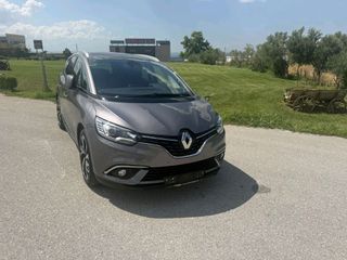 Renault Grand Scenic 2017 BOSE edition + massage-thumb-14