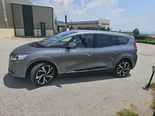 Renault Grand Scenic 2017 BOSE edition + massage-thumb-12