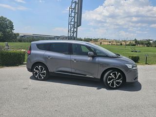 Renault Grand Scenic 2017 BOSE edition + massage-thumb-2