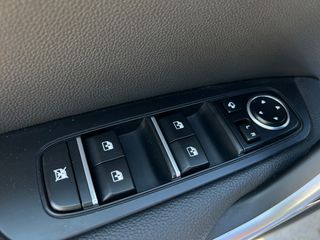 Kia XCeed 2019 PLATINUM-thumb-10