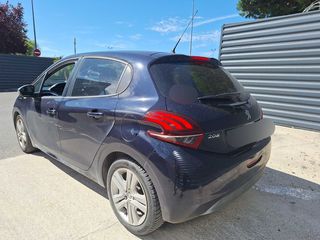 Peugeot 208 2018-thumb-4