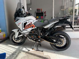 KTM 1290 Super Adventure 2017 1290 SUPER ADVENTURE T
