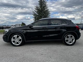 Mercedes-Benz GLA 180 2015 URBAN-thumb-6