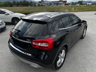 Mercedes-Benz GLA 180 2015 URBAN-thumb-13