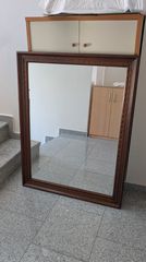 Καθρέπτης με κορνίζα