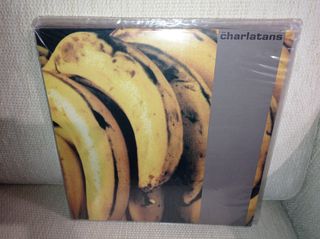 vinyls sales-thumb-3