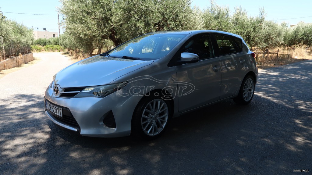 Toyota Yaris 2015