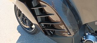 Kawasaki GTR 1400 2010 Concour-thumb-10
