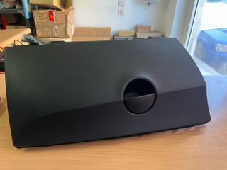 Fiat 500/Abarth 500 ‘15-25 ντουλαπάκι συνοδηγού 735638296 / 735578449