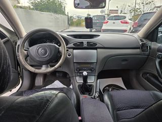 Renault Laguna 2002 1.8 16V DYNAMIC-thumb-11