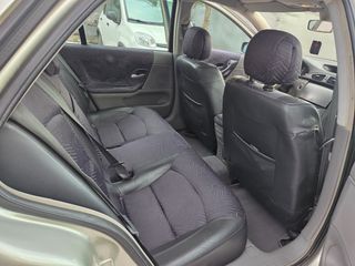 Renault Laguna 2002 1.8 16V DYNAMIC-thumb-13