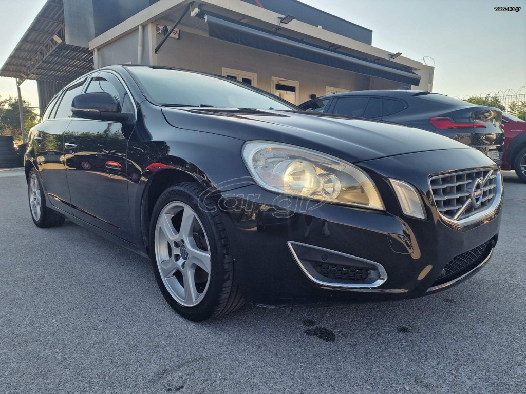 Volvo V60 2011
