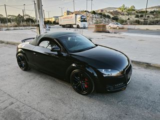 Audi TT 2010 TFSI-thumb-2