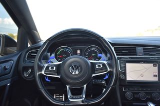 Volkswagen Golf 2015 GTE DSG PLUG IN-thumb-13
