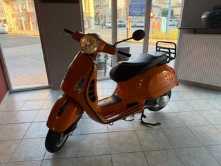 Piaggio GTS 125 2010 super 125 ie-thumb-1