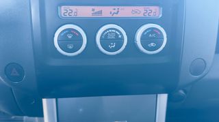 Nissan Navara 2014-thumb-19
