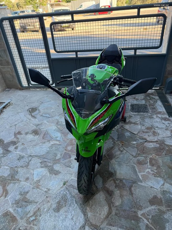 Kawasaki Ninja 400 2023 KRT