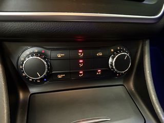 Mercedes-Benz CLA 180 2014 AMG LINE-XENON-CAMERA-thumb-20