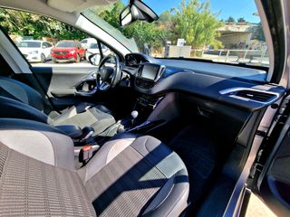Peugeot 2008 2019 Allure - Αυτόματο - Camera - Navi - ΕΓΓΥΗΣΗ-thumb-16