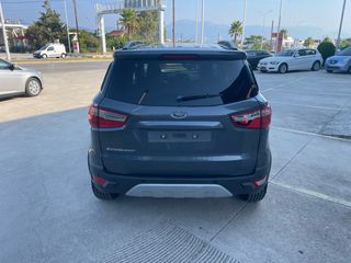 Ford EcoSport 2016 Ecoboost Titanium-thumb-4