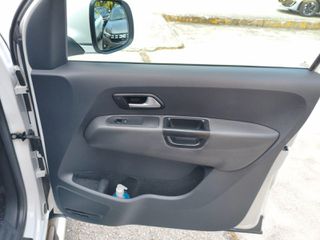 Volkswagen Amarok 2019-thumb-14