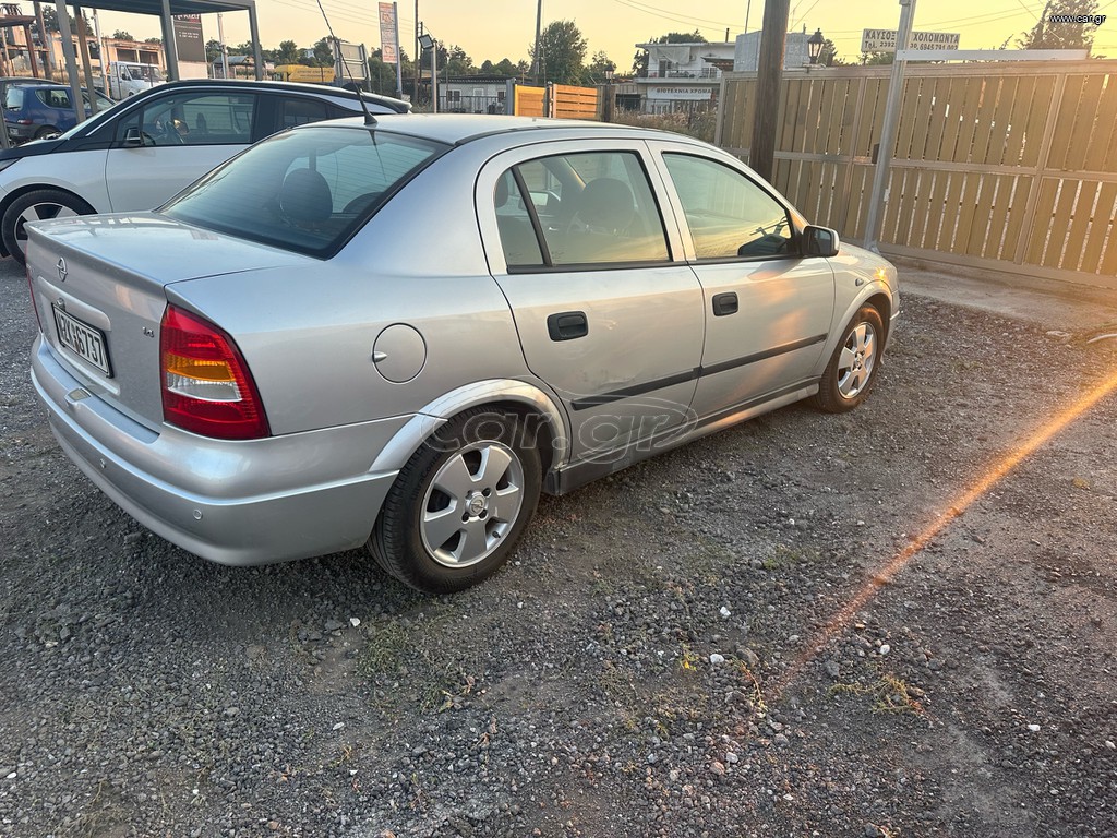 Opel Astra 2003