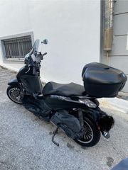 Piaggio Beverly 300 2019 POLICE-thumb-3