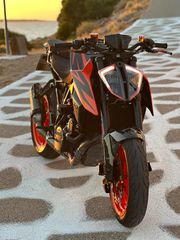 KTM 1290 Super Duke R 2019