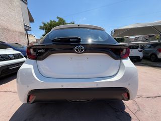 Toyota Yaris 2022 Αμεσα διαθεσιμο-thumb-8