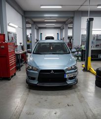 Mitsubishi Lancer 2009-thumb-1