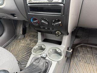 Kia Rio 2003-thumb-8