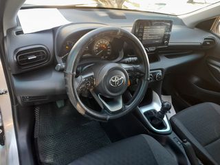 Toyota Yaris 2021 1.5 125hp-thumb-11