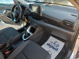 Toyota Yaris 2021 1.5 125hp-thumb-16